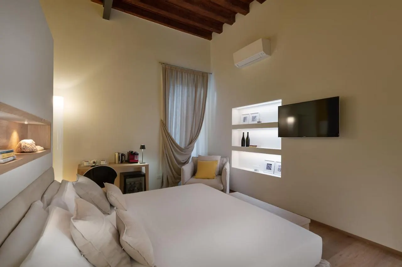 Massimago Wine Suites Verona 4*,  İtalya