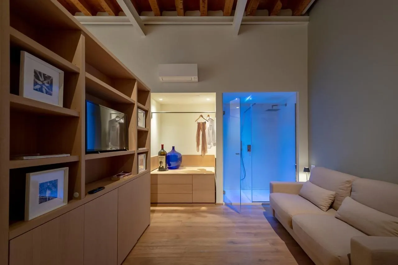 **** Bed & Breakfast Massimago Wine Suites Verona Italy